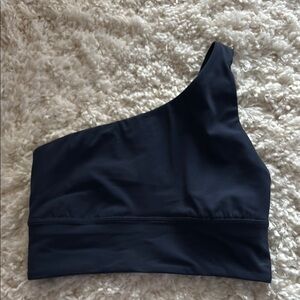 Lululemon asymmetrical align bra navy size 4